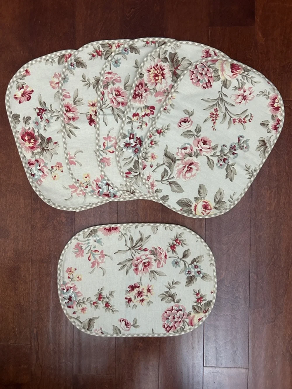 Reversible Shabby Chic Floral and Gingham Quilted Fabric Placemats, Set of Six